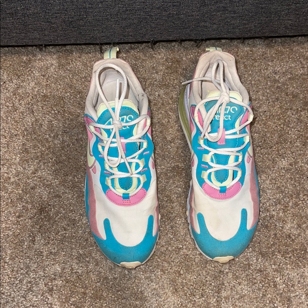 Nike Air Max 270 React Pastel Sneakers - Picture 2 of 7